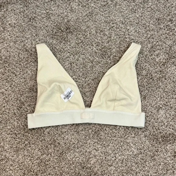 SKIMS Cotton Rib Plunge Bralette - Picture 2 of 3
